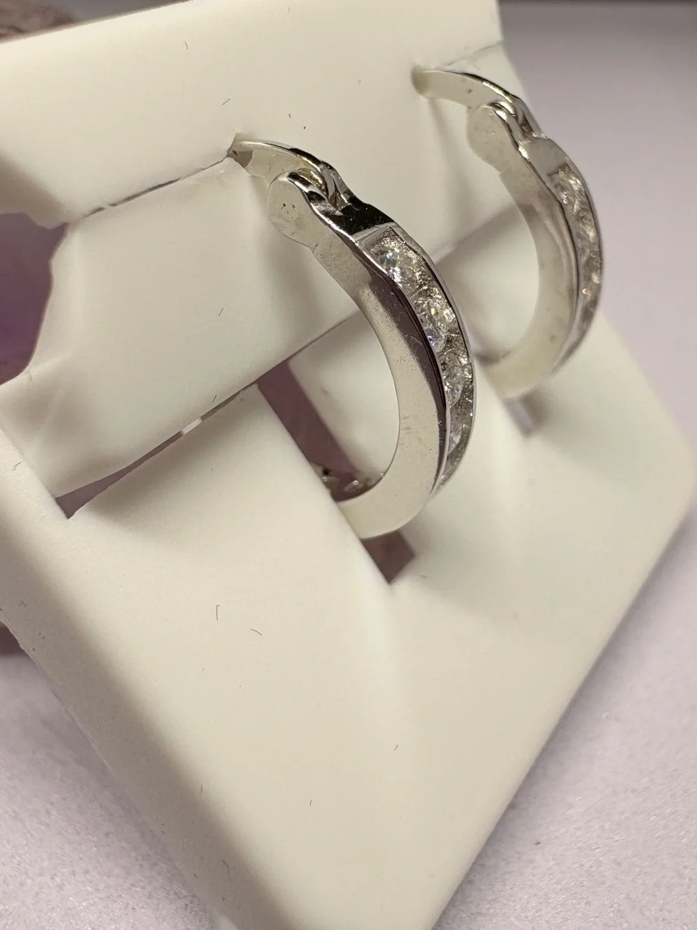 Sterling Silver 2CTW Moissanite Huggie Hoop Earrings